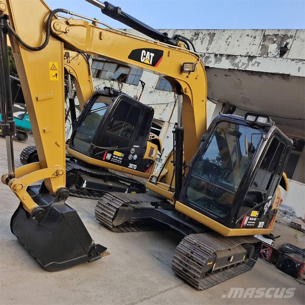 CAT 307 D 中型油圧ショベル 7ｔ-12ｔ（ユンボ・パワーショベル・バックホー）
