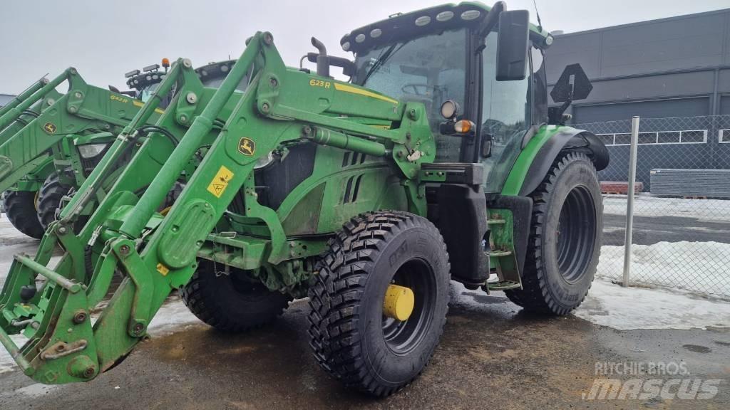 John Deere 6130 R トラクター