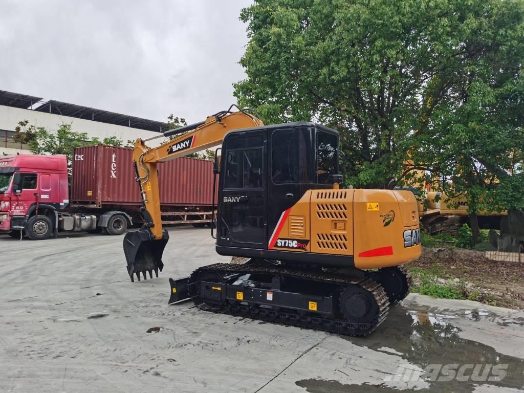 Sany SY 75 C 大型油圧ショベル12t以上（パワーショベル・ユンボ）