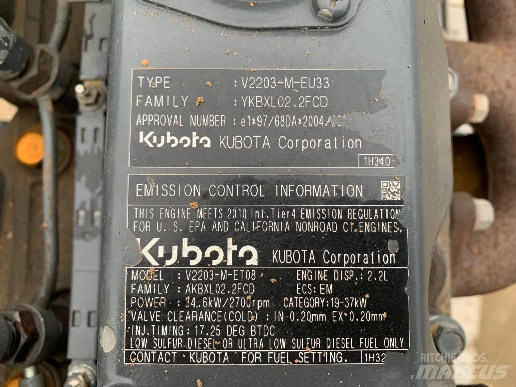 Kubota V 2203 ENGINE エンジン