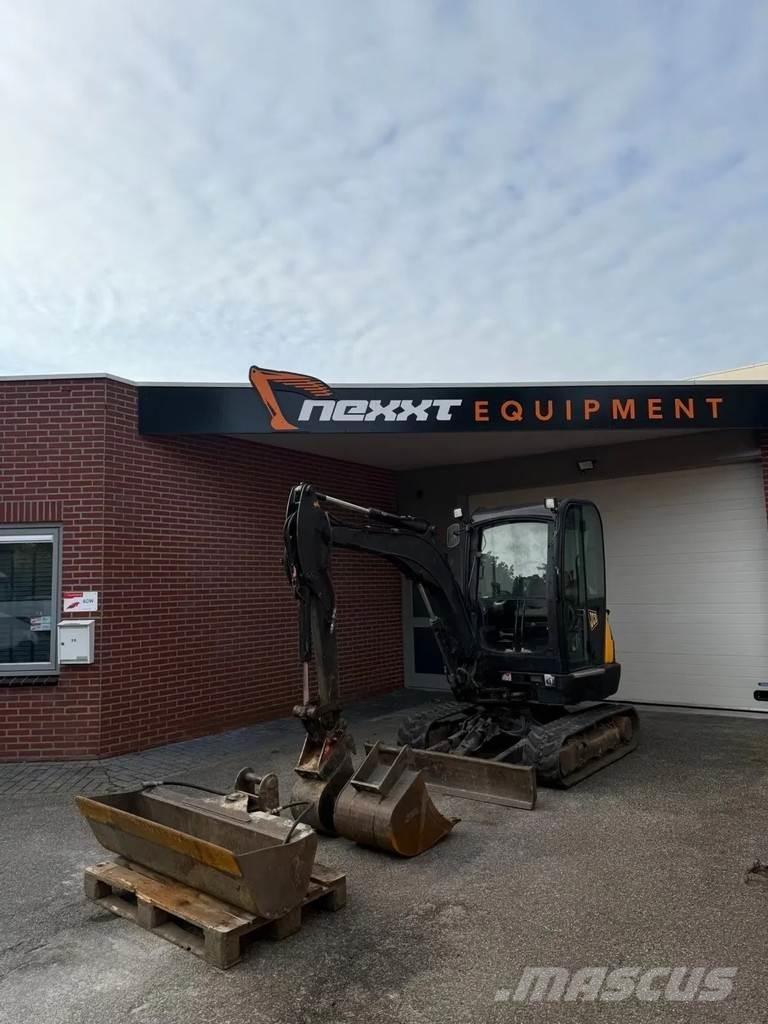 JCB 8026 CTS ミニ油圧ショベル 7t以下（ミニユンボ・ミニディガー）
