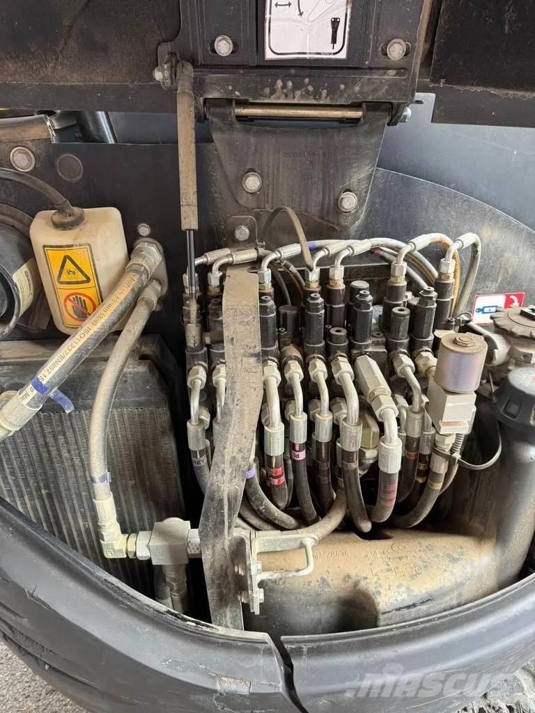 JCB 8026 CTS ミニ油圧ショベル 7t以下（ミニユンボ・ミニディガー）