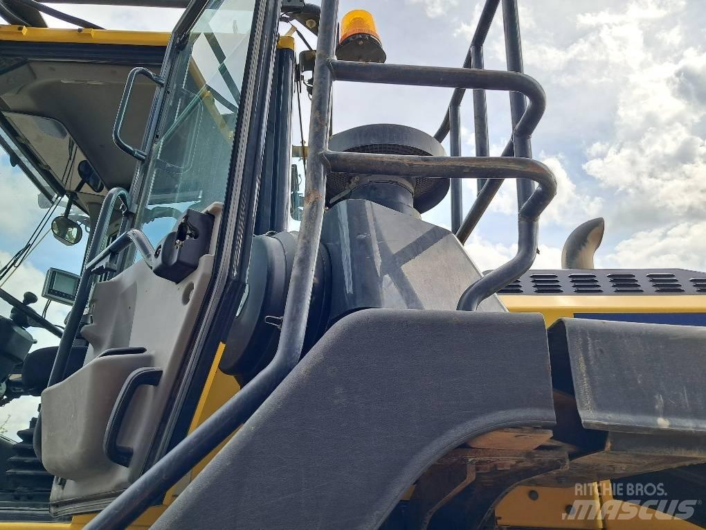 Komatsu WA480-8 ホイールローダー・タイヤショベル