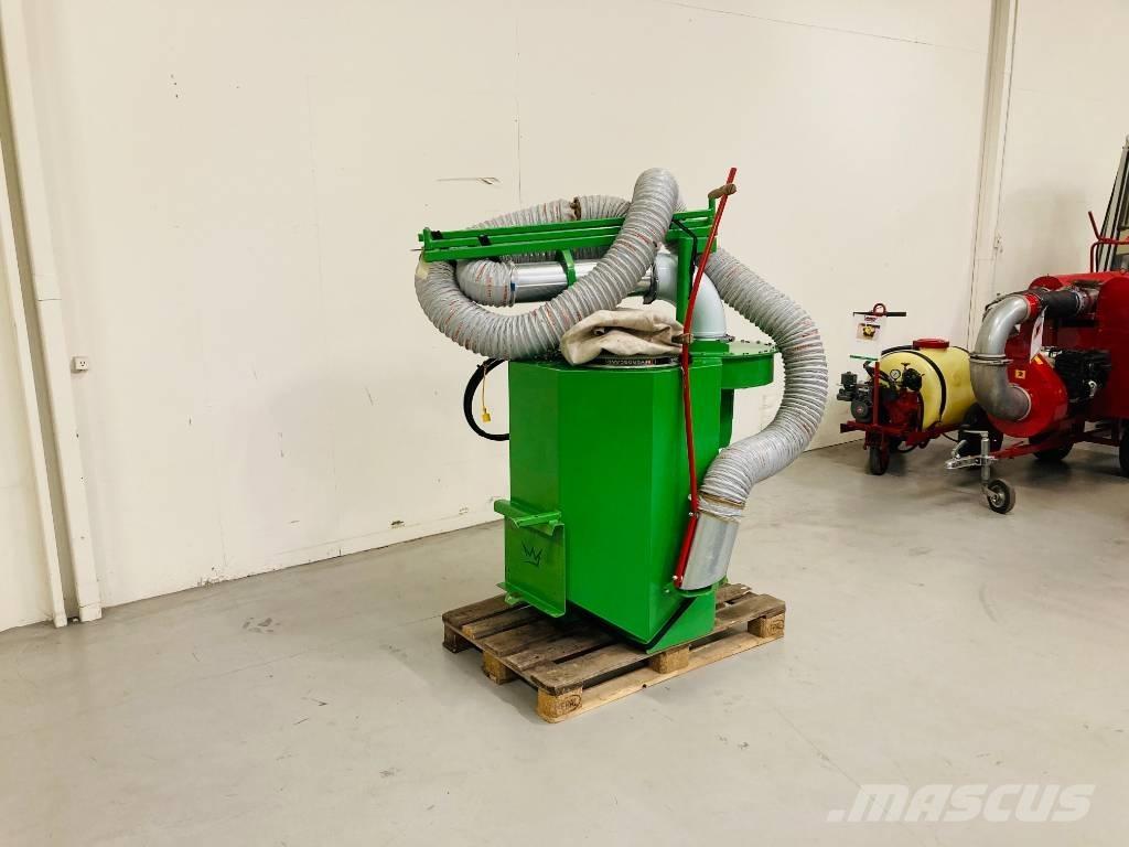 Croni Løvsuger グランド整備機械-その他