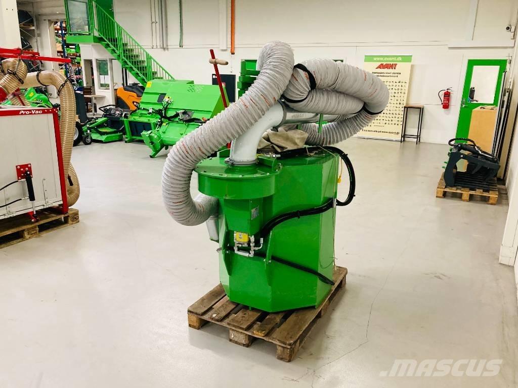 Croni Løvsuger グランド整備機械-その他