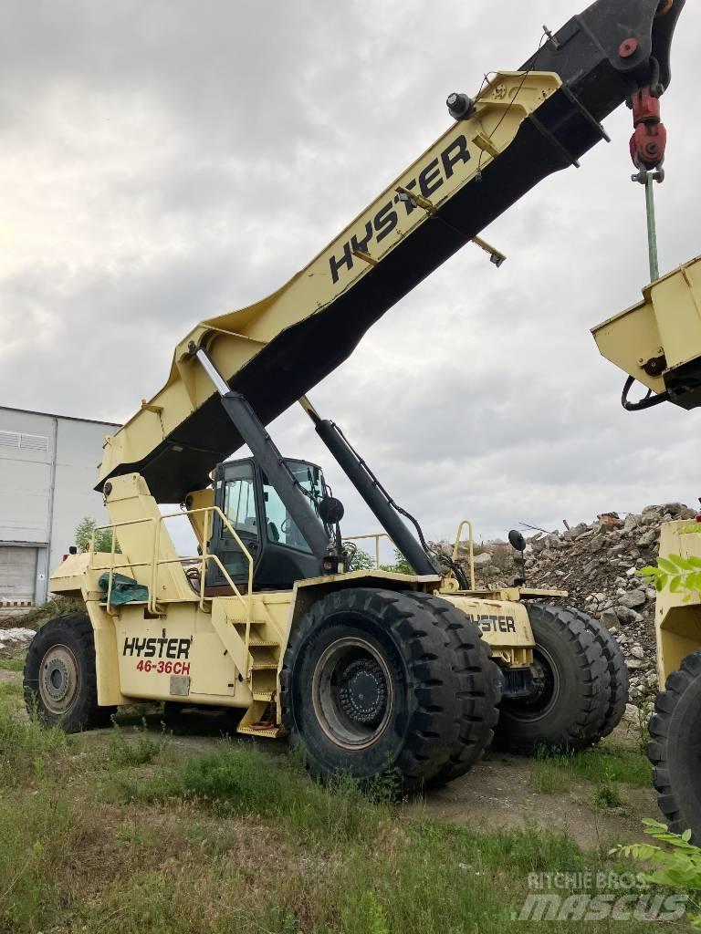 Hyster RS46-36CH リーチスタッカー
