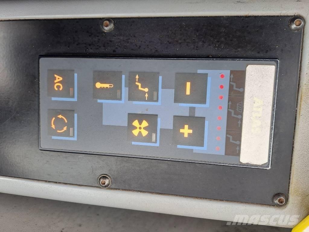 Atlas 140 W ホイール式油圧ショベル（パワーショベル・ユンボ・バックホー）