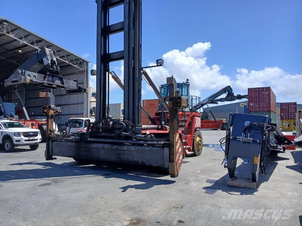 Kalmar DCG100-45ED7 コンテナハンドラー