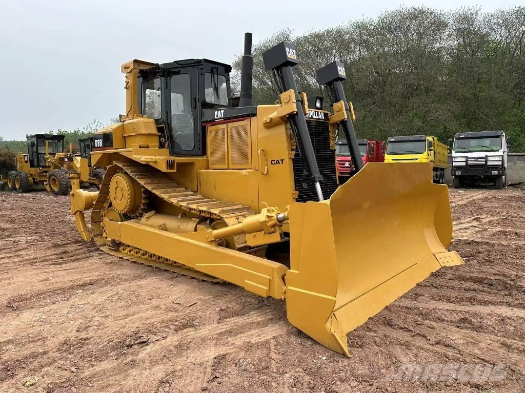CAT D 8 R ブルドーザー