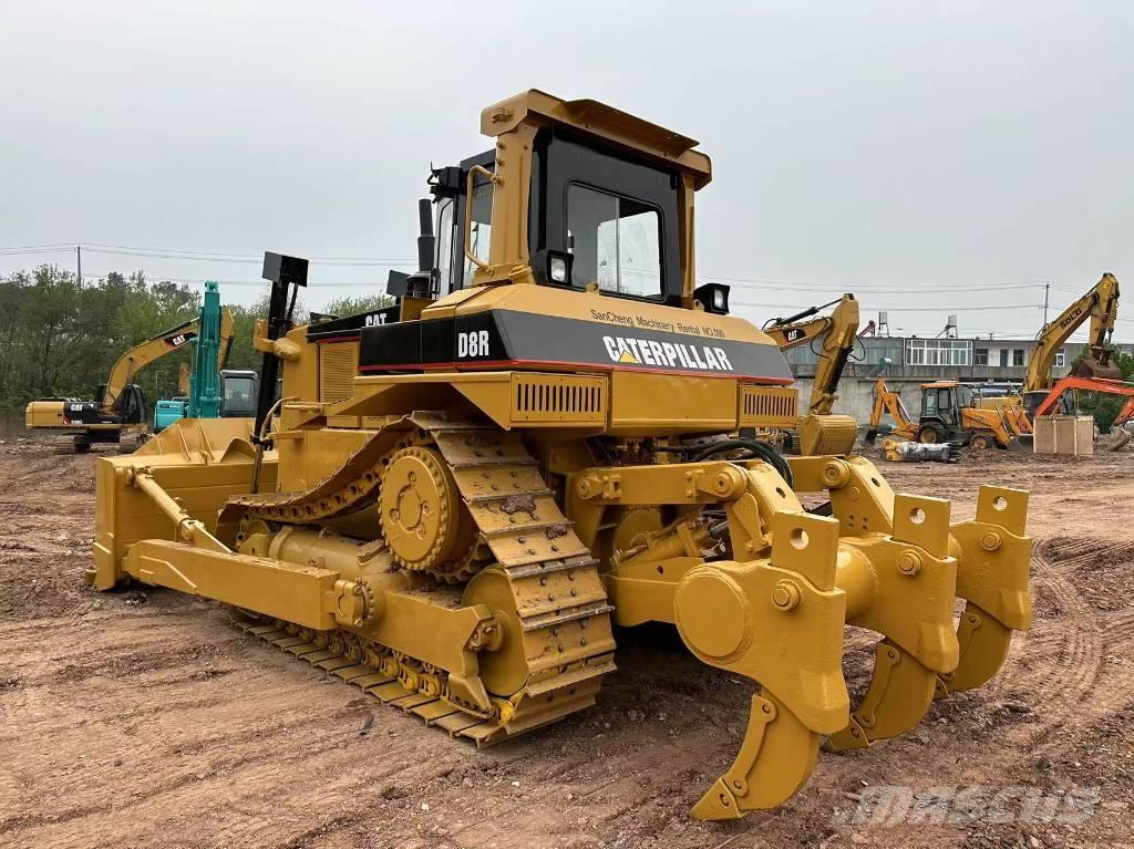 CAT D 8 R ブルドーザー