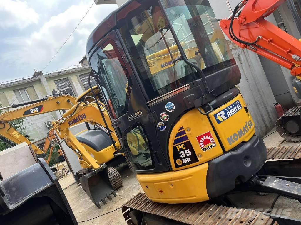 Komatsu PC 35 MR ミニ油圧ショベル 7t以下（ミニユンボ・ミニディガー）