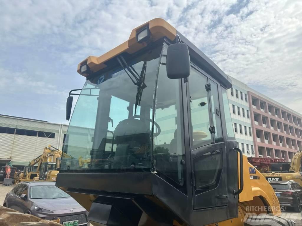 XCMG XS 223 J 振動ローラ