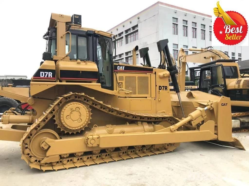 CAT D 7 R ブルドーザー