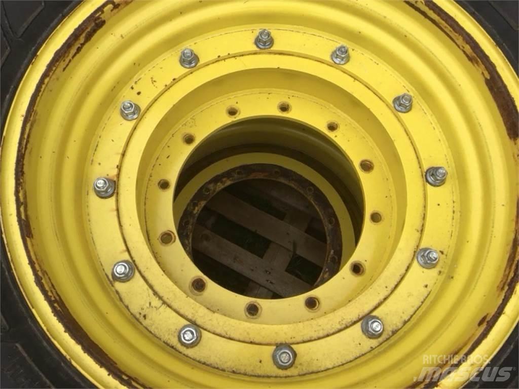 Mitas 680/80R42 タイヤ、ホイル、リム