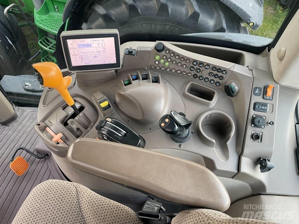 John Deere 7200 R トラクター