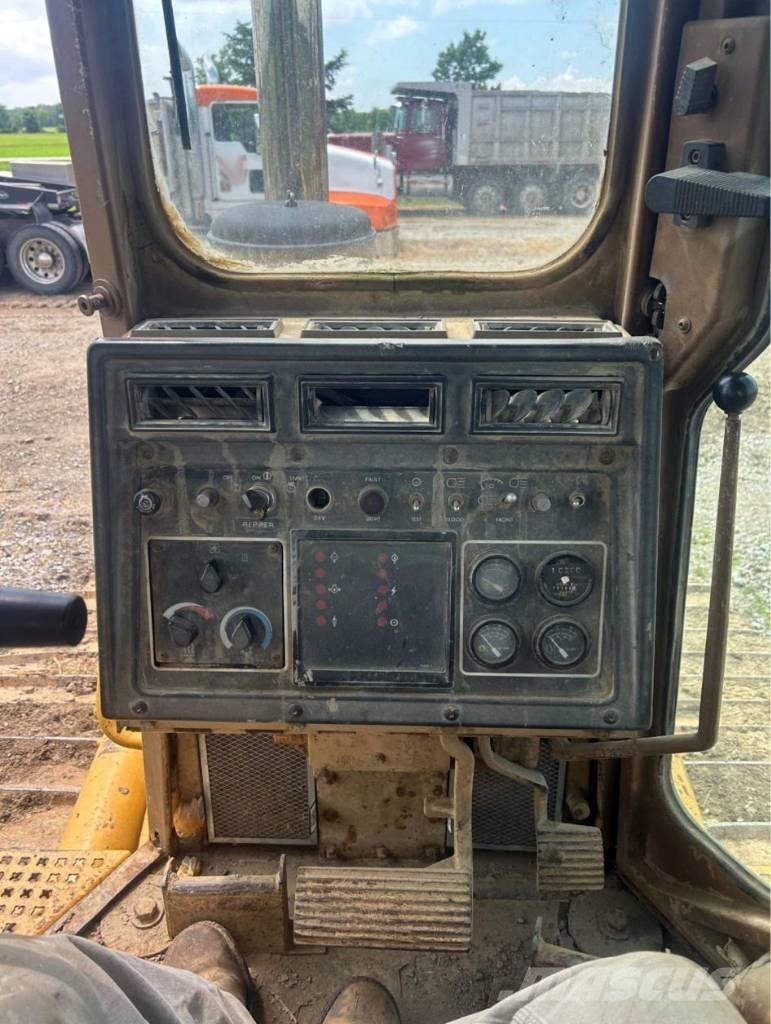 CAT D 5 H XL ブルドーザー