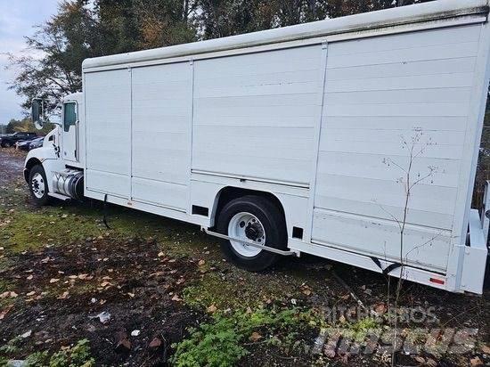 Kenworth T280 飲料運送車両