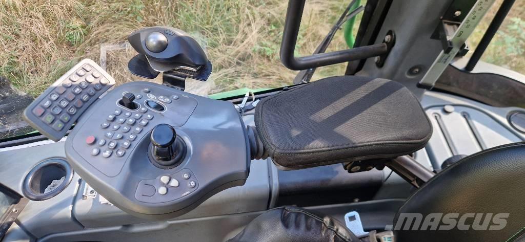 John Deere 1270 G ハーベスター