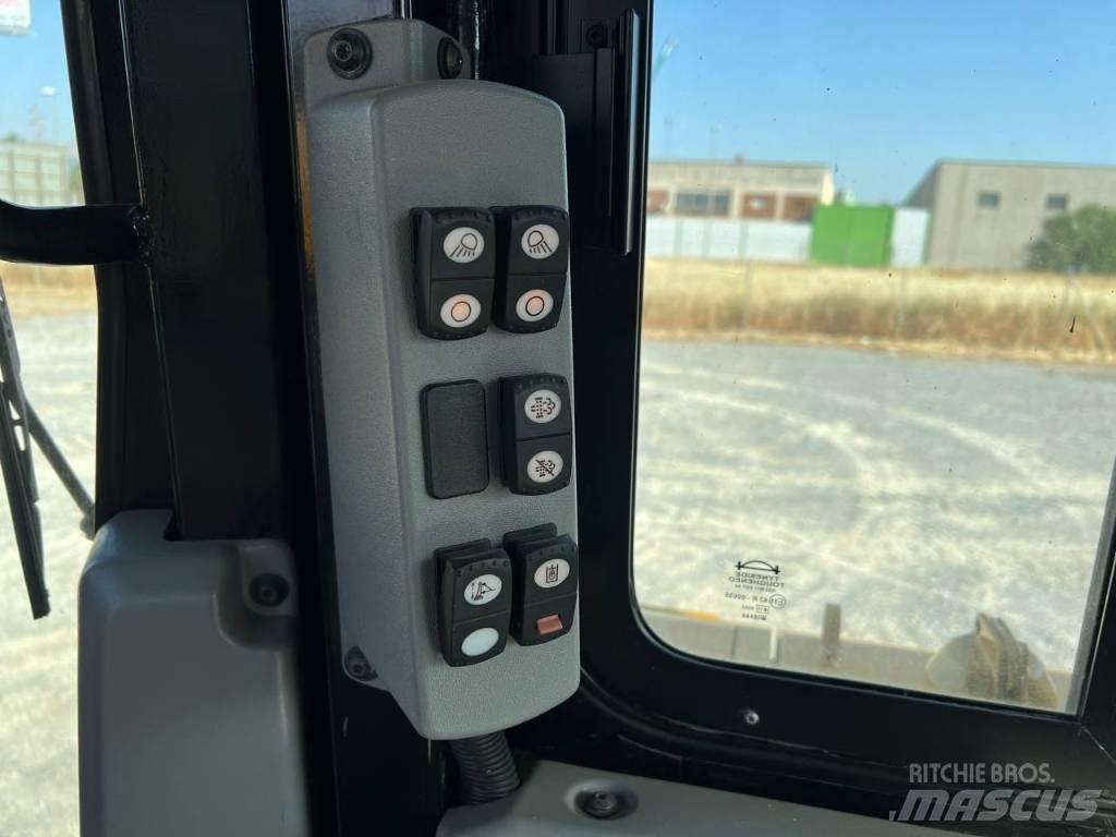 CAT D 6 T ブルドーザー