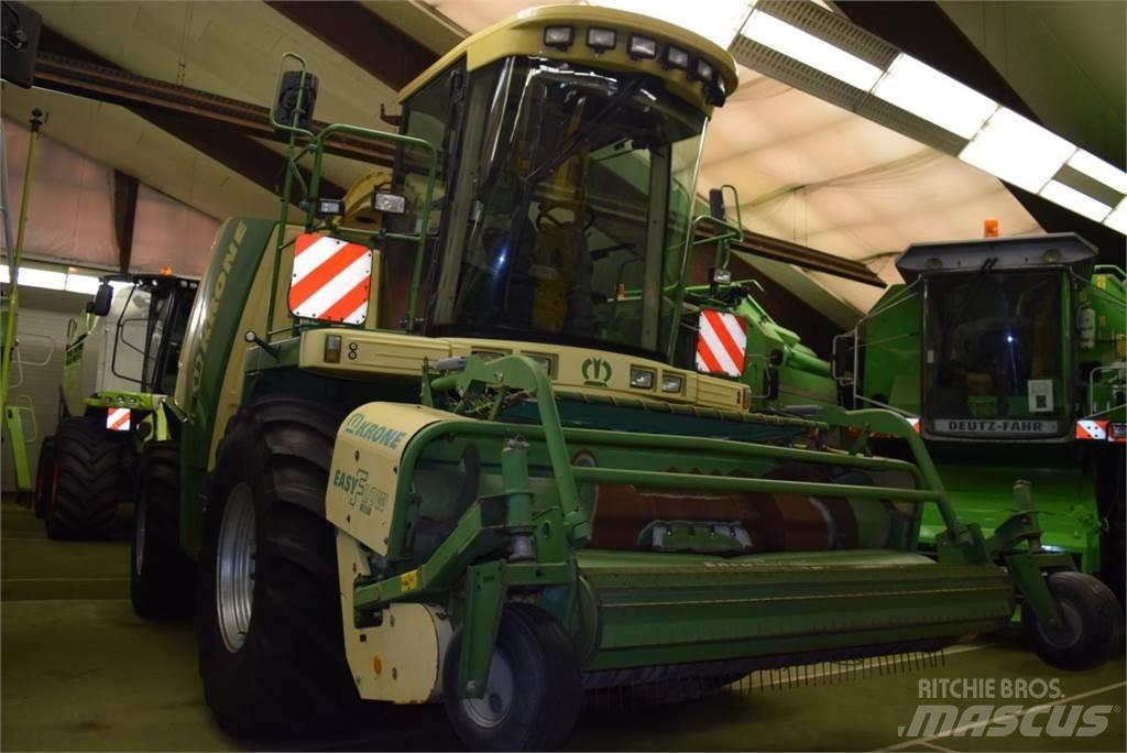 Krone BIG X 1000 自走式フォレージハーベスター