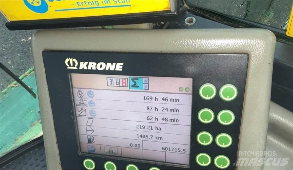 Krone BIG X 1000 自走式フォレージハーベスター