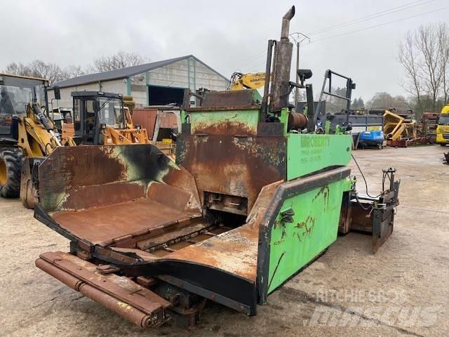 Demag DF 60 C アスファルトフィニッシャ