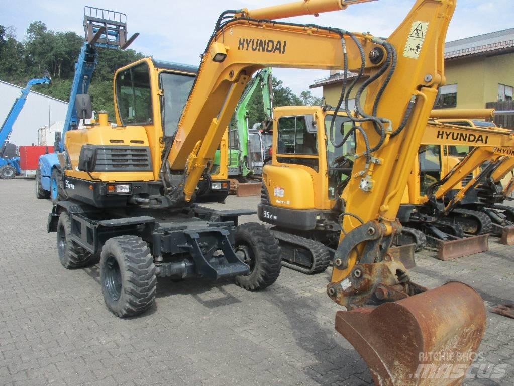Hyundai Robex 55W-9 ホイール式油圧ショベル（パワーショベル・ユンボ・バックホー）