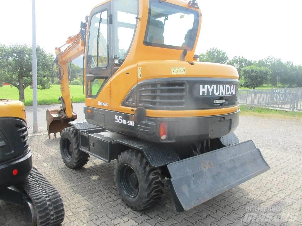 Hyundai Robex 55W-9 ホイール式油圧ショベル（パワーショベル・ユンボ・バックホー）