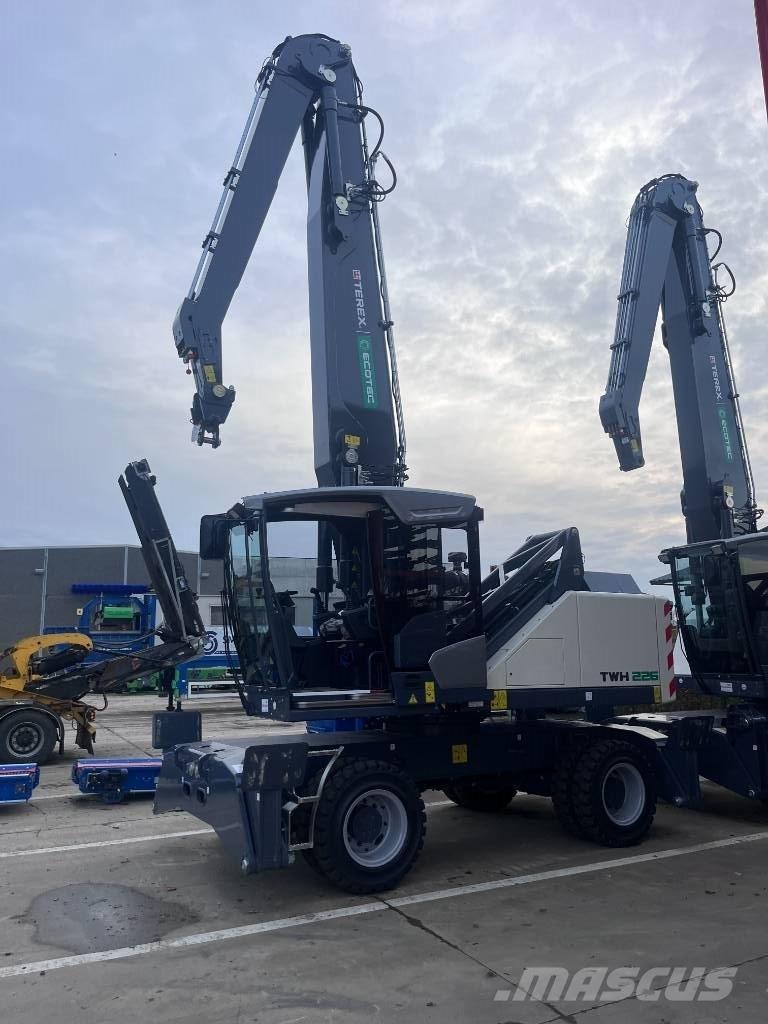 Terex Ecotec TWH 226 廃棄物／工業産廃処理機