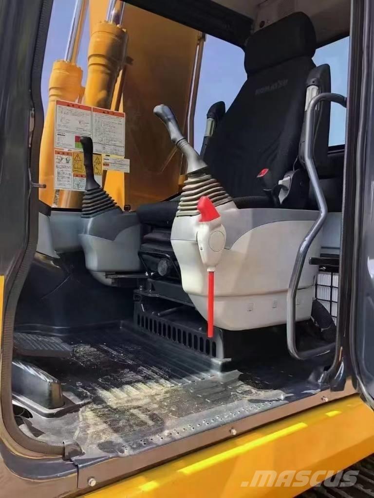 Komatsu 160-7 大型油圧ショベル12t以上（パワーショベル・ユンボ）