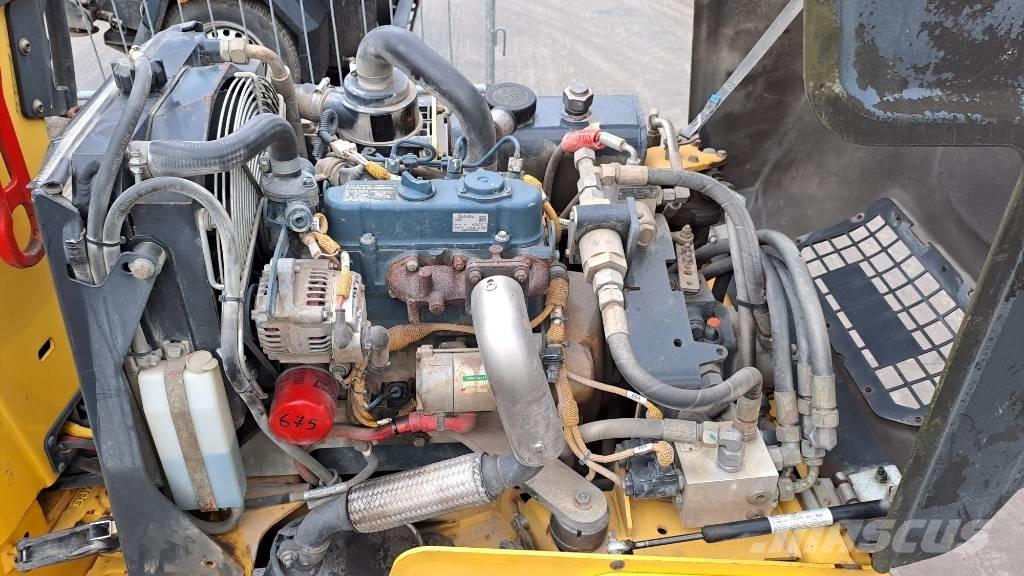 Bomag BW 80 AD-5 タンデムローラ