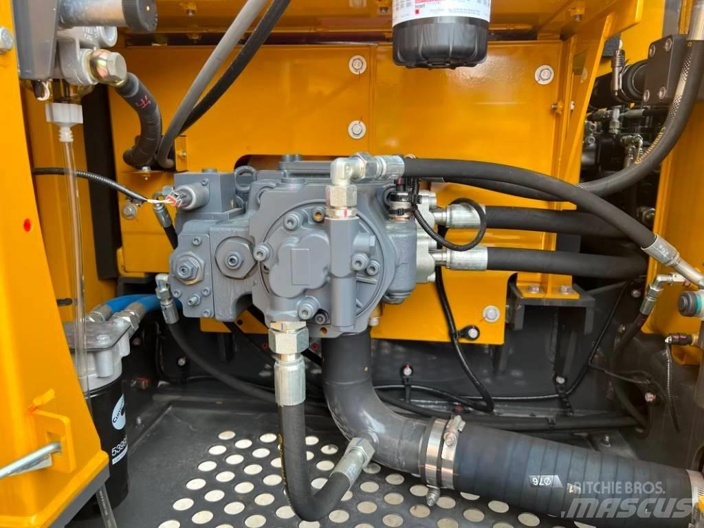 XCMG XE135GA 大型油圧ショベル12t以上（パワーショベル・ユンボ）