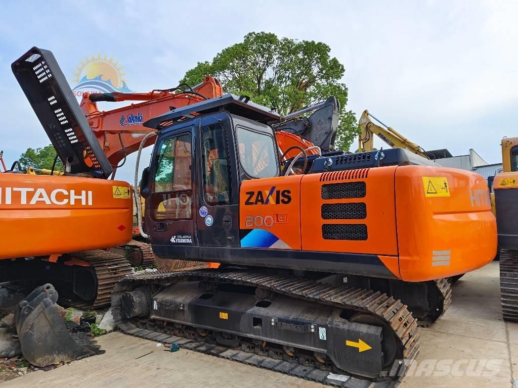 Hitachi ZX 200 大型油圧ショベル12t以上（パワーショベル・ユンボ）