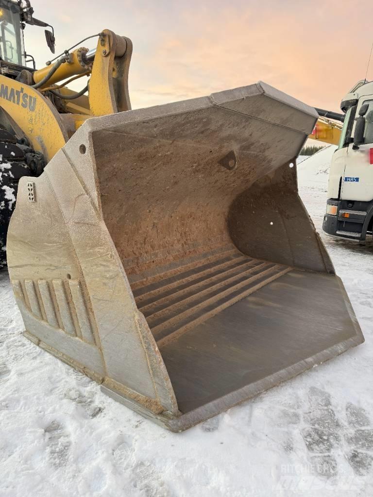 Komatsu WA 500- 8 ホイールローダー・タイヤショベル