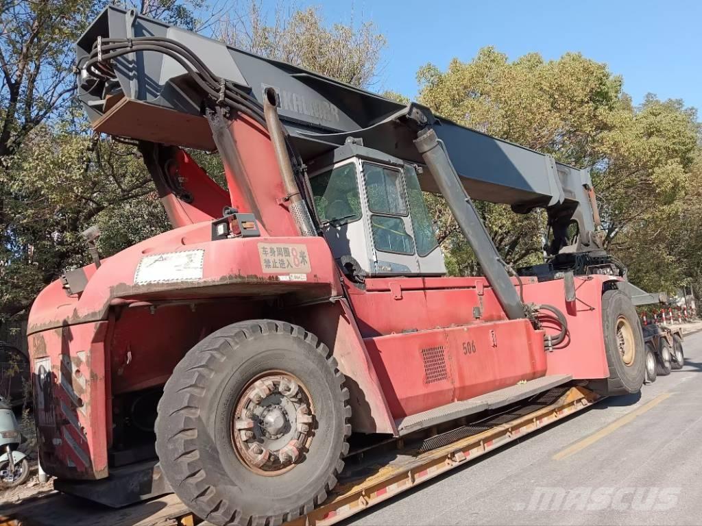 Kalmar DRT 450 リーチスタッカー