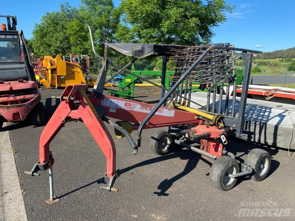 Vicon Andex 382 ウィンドローア/レーキ