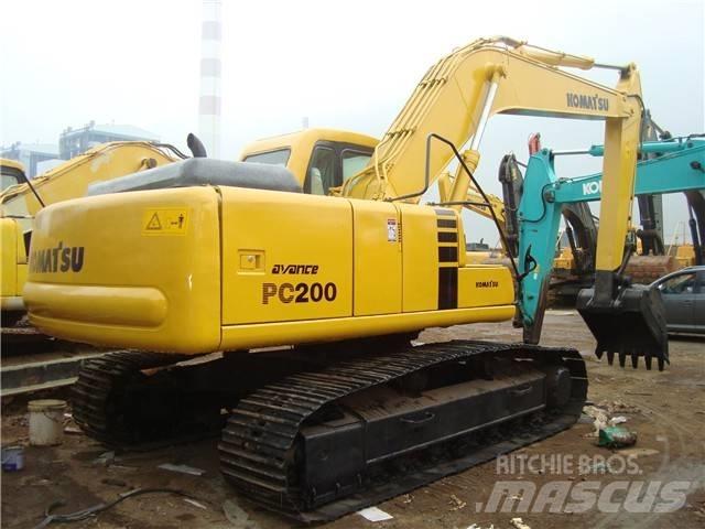 Komatsu PC 200 大型油圧ショベル12t以上（パワーショベル・ユンボ）
