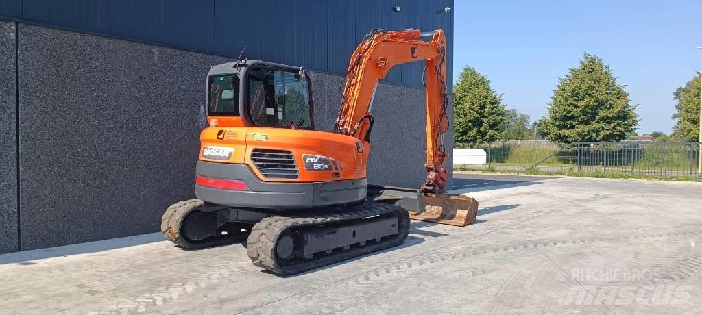 Doosan DX 85 R-3 中型油圧ショベル 7ｔ-12ｔ（ユンボ・パワーショベル・バックホー）