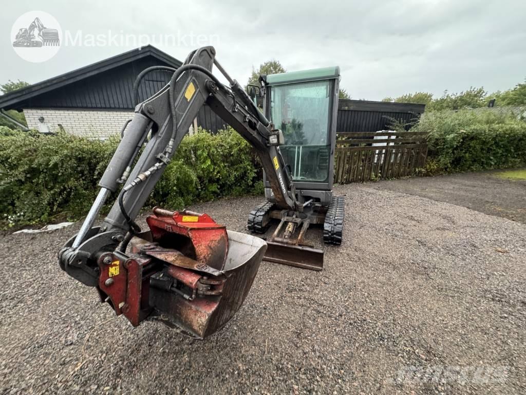 Volvo EC 18 C ミニ油圧ショベル 7t以下（ミニユンボ・ミニディガー）
