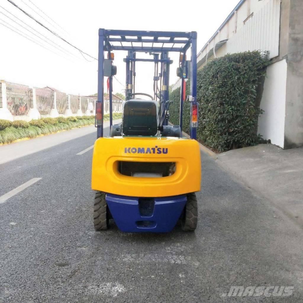 Komatsu 1.5t ディーゼル・軽油
