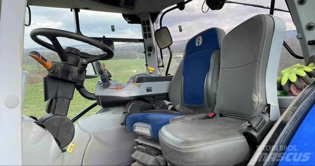 New Holland T6.160 トラクター