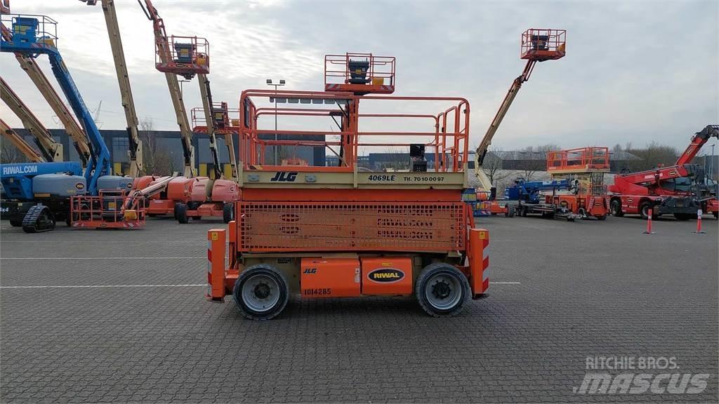 JLG 4069LE シザースリフト