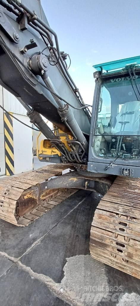 Volvo EC 210 C N L 大型油圧ショベル12t以上（パワーショベル・ユンボ）