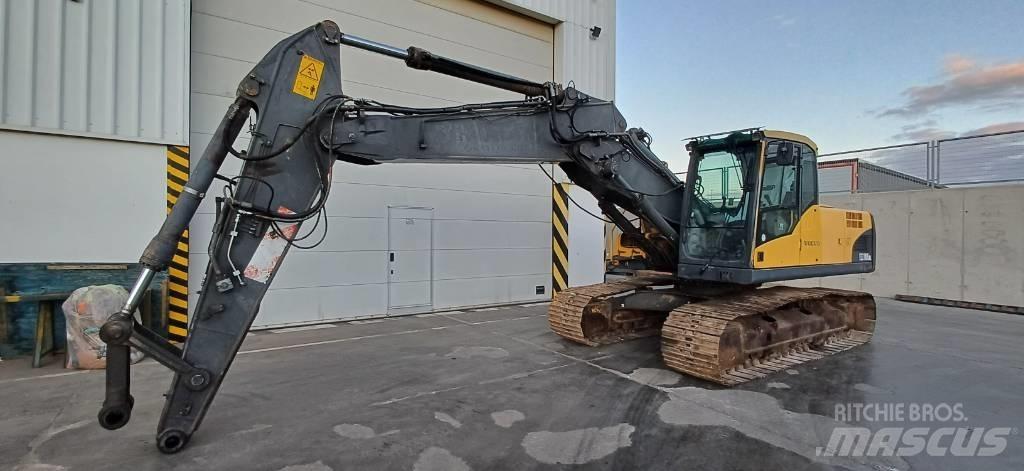 Volvo EC 210 C N L 大型油圧ショベル12t以上（パワーショベル・ユンボ）
