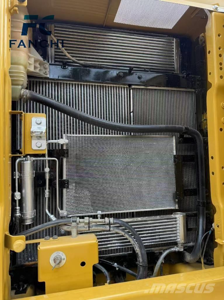 CAT 320 大型油圧ショベル12t以上（パワーショベル・ユンボ）