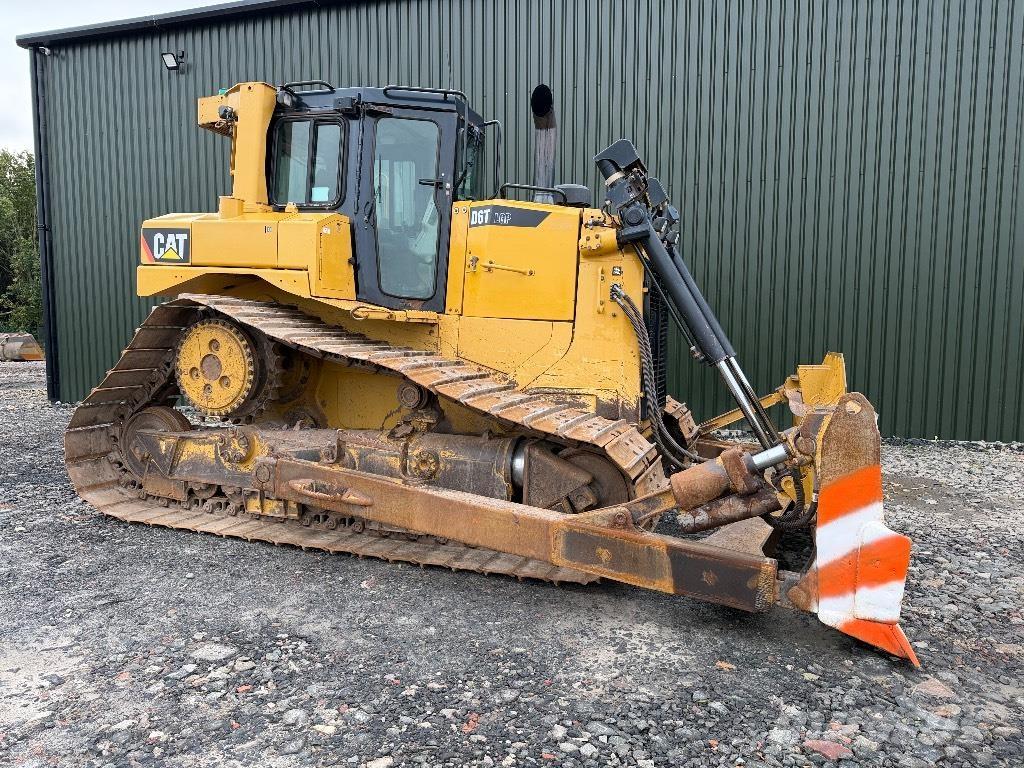 CAT D 6 T LGP ブルドーザー