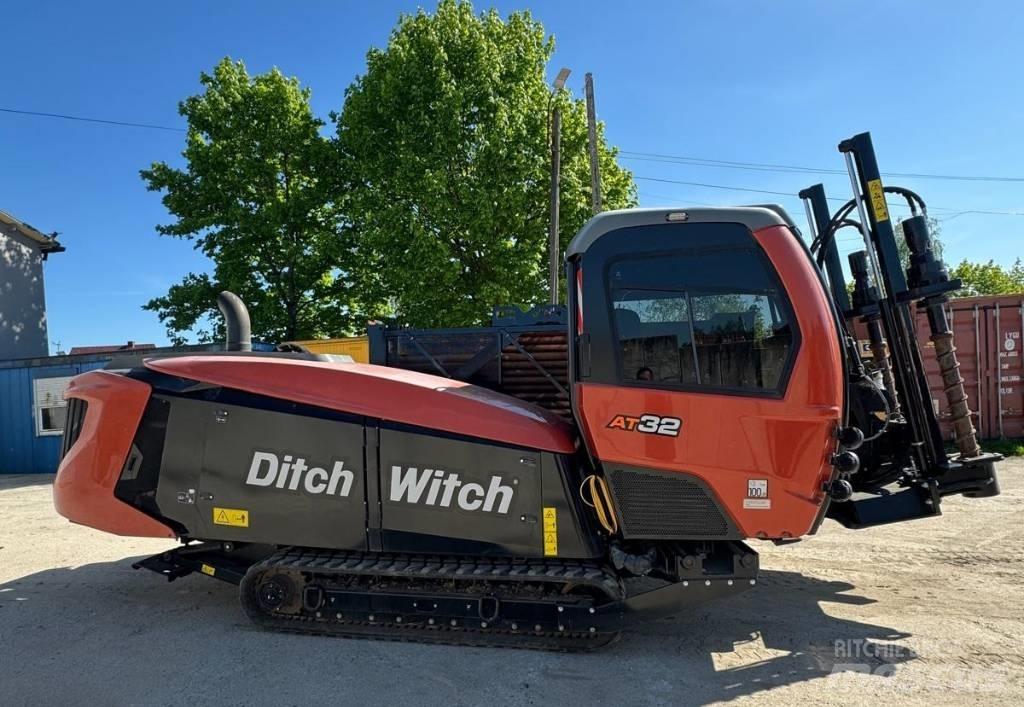 Ditch Witch AT32 水平掘削リグ