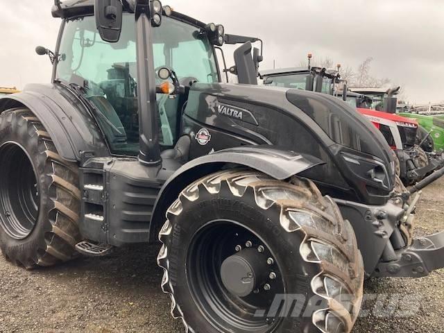 Valtra T 254 V トラクター