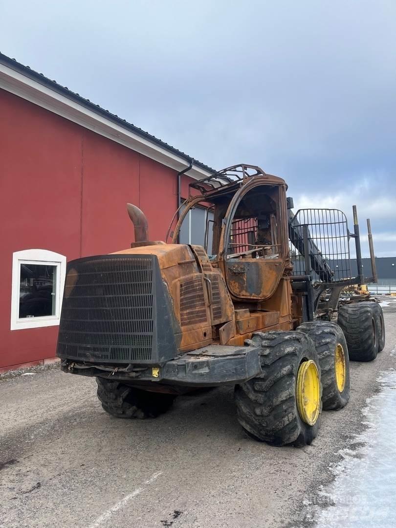 John Deere 1110E フォワーダー