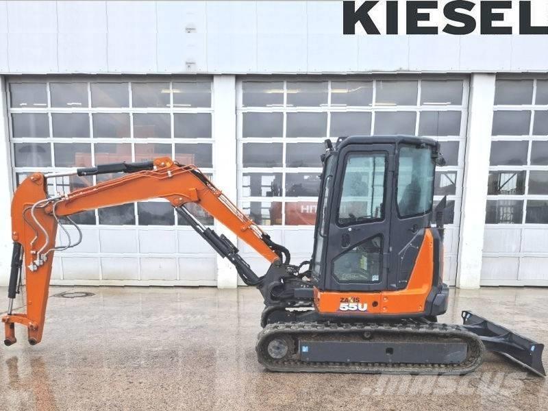 Hitachi ZX 55 U-6 ミニ油圧ショベル 7t以下（ミニユンボ・ミニディガー）